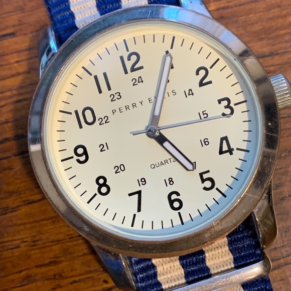 Perry Ellis Accutime Watch Long Fabric NATO Strap - Picture 2 of 12